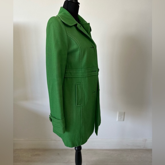 Elegant Green Women's Coat - Picture 5 of 5